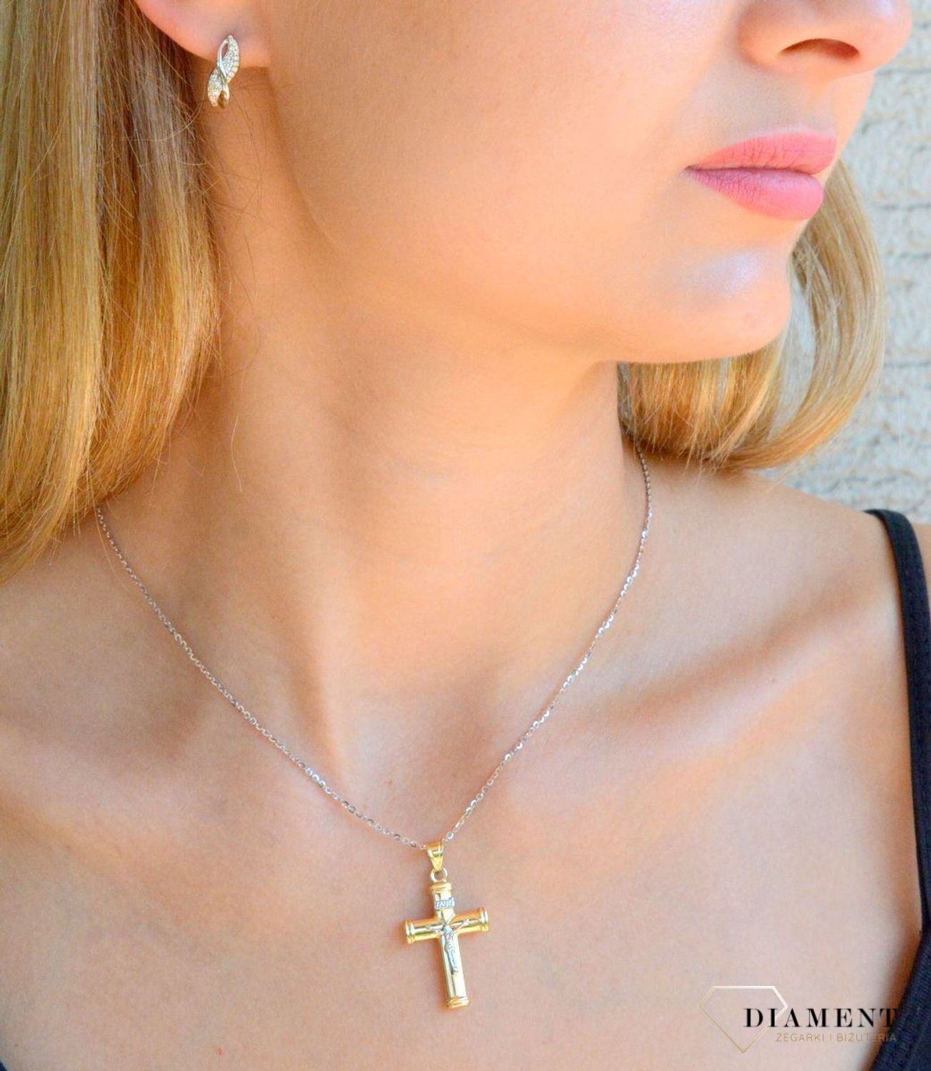 Złote kolczyki damskie 375 angielskie zdobione cyrkoniami KL 7432 375.jpg